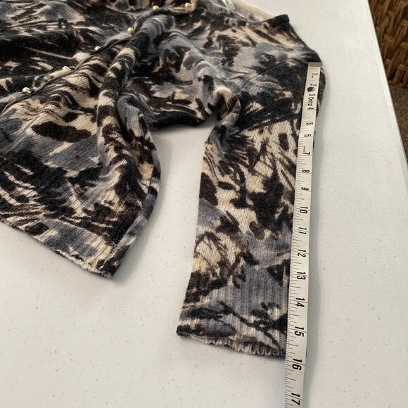 Beth Bowley Nordstrom Floral Watercolor Pearl Button Cardigan Lambs Wool Angora - Picture 13 of 16